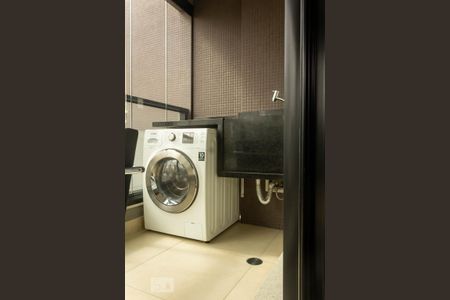 Varanda de kitnet/studio para alugar com 1 quarto, 38m² em Campo Belo, São Paulo