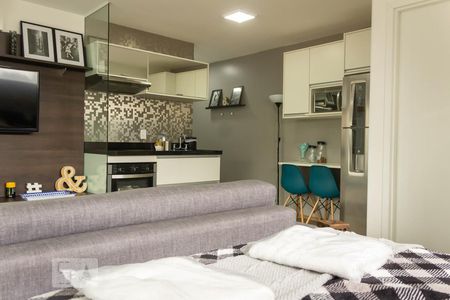 Sala/Cozinha de kitnet/studio para alugar com 1 quarto, 38m² em Campo Belo, São Paulo