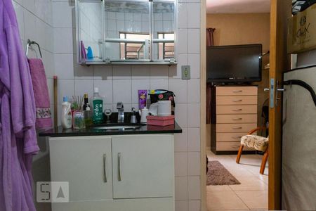 Casa à venda com 90m², 3 quartos e 1 vaga Casa à venda com 90m², 3 quartos e 1 vagaBanheiro da Suíte