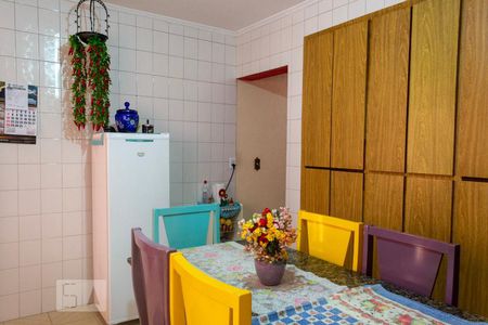 Casa à venda com 90m², 3 quartos e 1 vaga Casa à venda com 90m², 3 quartos e 1 vagaCozinha