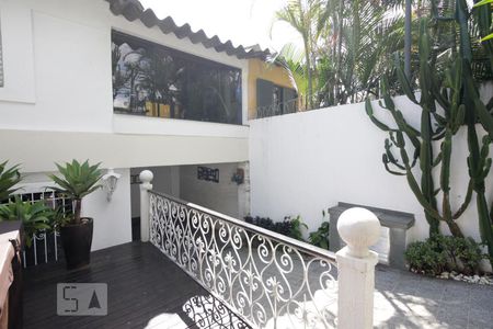 Casa à venda com 180m², 5 quartos e 2 vagasGaragem