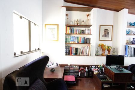 Casa à venda com 180m², 5 quartos e 2 vagasQuarto 2