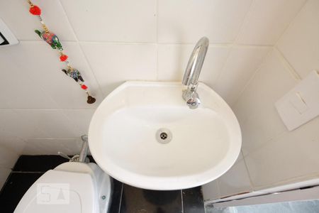 Casa à venda com 180m², 5 quartos e 2 vagasEdícula - Banheiro