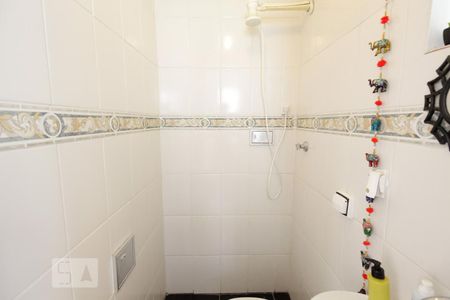 Casa à venda com 180m², 5 quartos e 2 vagasEdícula - Banheiro