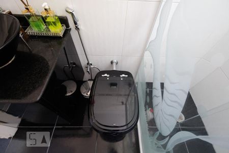 Casa à venda com 180m², 5 quartos e 2 vagasBanheiro Social