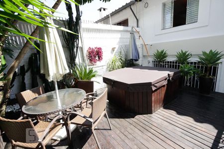 Casa à venda com 180m², 5 quartos e 2 vagasÁrea Gourmet