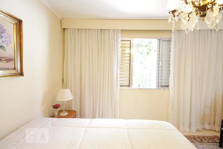 Casa à venda com 180m², 5 quartos e 2 vagasQuarto 4