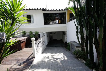 Casa à venda com 180m², 5 quartos e 2 vagasGaragem