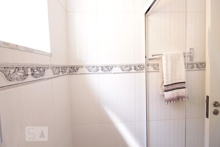 Casa à venda com 180m², 5 quartos e 2 vagasBanheiro Social