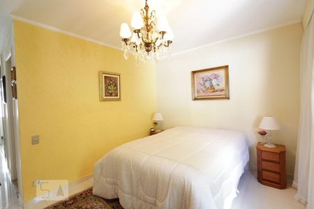 Casa à venda com 180m², 5 quartos e 2 vagasQuarto 4