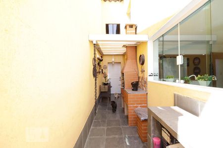 Casa à venda com 180m², 5 quartos e 2 vagasChurrasqueira