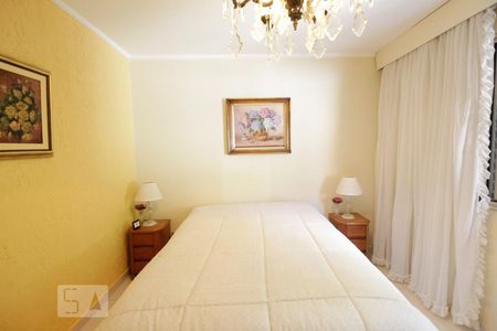 Casa à venda com 180m², 5 quartos e 2 vagasQuarto 4