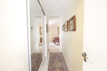 Casa à venda com 180m², 5 quartos e 2 vagasQuarto 4