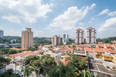 Vista de apartamento à venda com 2 quartos, 70m² em Jardim Itapeva, São Paulo