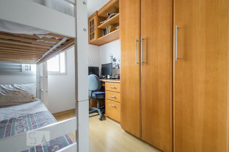 Quarto 1 de apartamento à venda com 2 quartos, 70m² em Jardim Itapeva, São Paulo