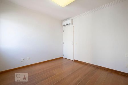 Apartamento à venda com 145m², 2 quartos e 2 vagasQuarto