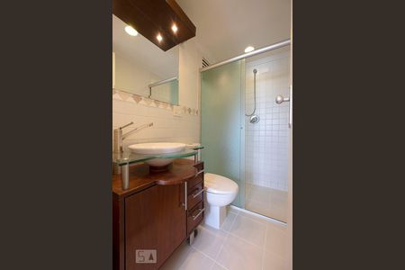 Apartamento à venda com 145m², 2 quartos e 2 vagasBanheiro Social