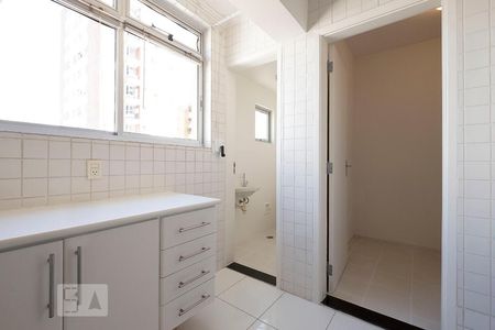 Apartamento à venda com 145m², 2 quartos e 2 vagasÁrea de Serviço