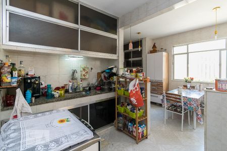 Apartamento para alugar com 100m², 2 quartos e sem vaga Apartamento para alugar com 100m², 2 quartos e sem vagaCozinha