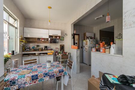Apartamento para alugar com 100m², 2 quartos e sem vaga Apartamento para alugar com 100m², 2 quartos e sem vagaCopa
