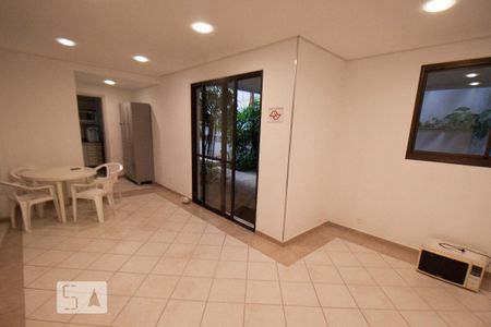Apartamento para alugar com 35m², 1 quarto e 1 vaga Apartamento para alugar com 35m², 1 quarto e 1 vagaSalão de Festas