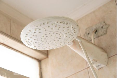 Apartamento para alugar com 64m², 2 quartos e sem vagaChuveiro