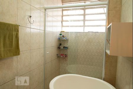 Apartamento para alugar com 64m², 2 quartos e sem vagaBanheiro