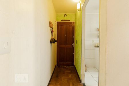 Entrada de apartamento para alugar com 2 quartos, 52m² em Vila Vermelha, São Paulo