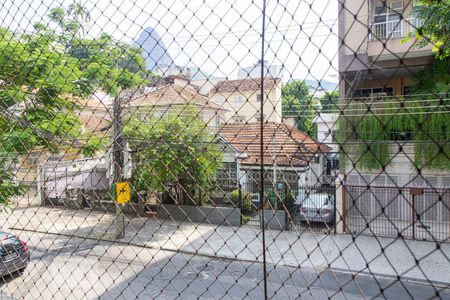 Apartamento para alugar com 65m², 2 quartos e 1 vaga Apartamento para alugar com 65m², 2 quartos e 1 vagaVaranda