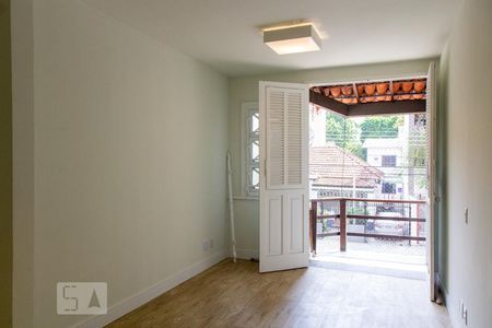 Apartamento para alugar com 65m², 2 quartos e 1 vaga Apartamento para alugar com 65m², 2 quartos e 1 vagaSala