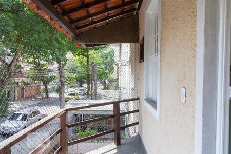 Apartamento para alugar com 65m², 2 quartos e 1 vaga Apartamento para alugar com 65m², 2 quartos e 1 vagaVaranda