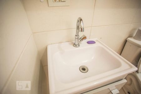 Casa à venda com 140m², 4 quartos e 2 vagasDetalhe - Banheiro 2