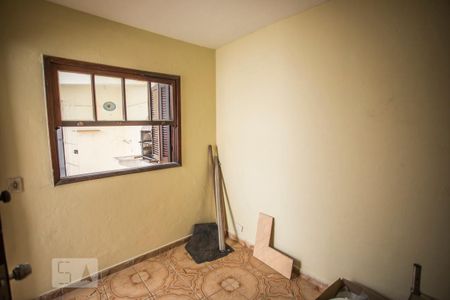 Casa à venda com 140m², 4 quartos e 2 vagasQuarto de Serviço