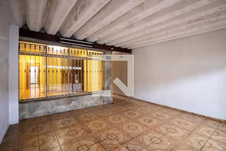 Casa à venda com 140m², 4 quartos e 2 vagasGaragem