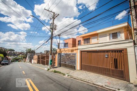 Casa à venda com 140m², 4 quartos e 2 vagasFachada