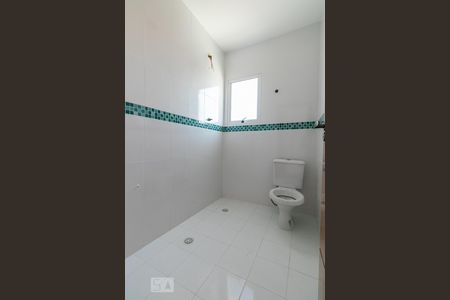 Casa à venda com 330m², 5 quartos e 6 vagasBanheiro da Suíte 3