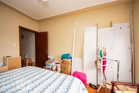 Quarto  de apartamento à venda com 1 quarto, 78m² em Petrópolis, Porto Alegre