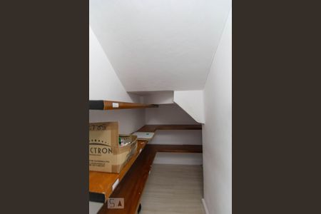 Casa para alugar com 450m², 4 quartos e 4 vagas Casa para alugar com 450m², 4 quartos e 4 vagasDespensa