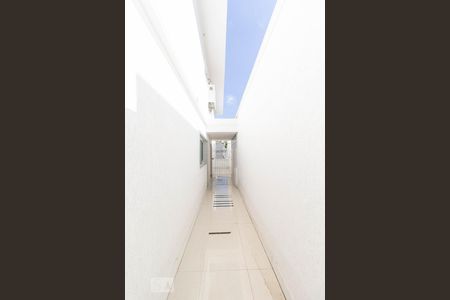 Casa para alugar com 450m², 4 quartos e 4 vagas Casa para alugar com 450m², 4 quartos e 4 vagasCorredor