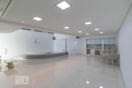 Casa para alugar com 450m², 4 quartos e 4 vagas Casa para alugar com 450m², 4 quartos e 4 vagasÁrea de Lazer