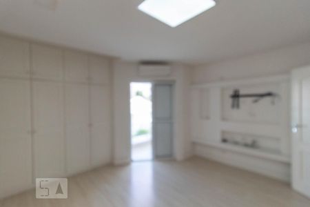 Casa para alugar com 450m², 4 quartos e 4 vagas Casa para alugar com 450m², 4 quartos e 4 vagasQuarto 1