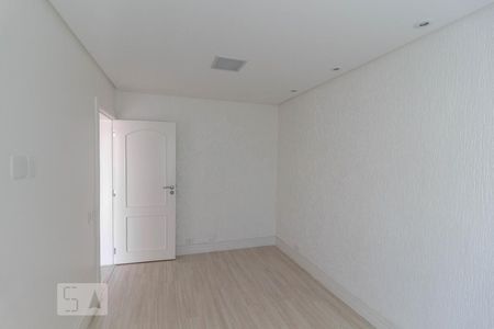 Casa para alugar com 450m², 4 quartos e 4 vagas Casa para alugar com 450m², 4 quartos e 4 vagasEscritório