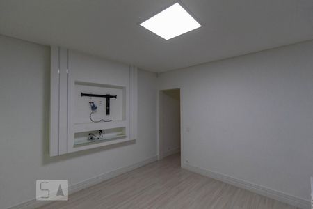 Casa para alugar com 450m², 4 quartos e 4 vagas Casa para alugar com 450m², 4 quartos e 4 vagasSuíte 1