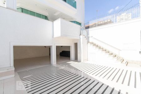 Casa para alugar com 450m², 4 quartos e 4 vagas Casa para alugar com 450m², 4 quartos e 4 vagasGaragem