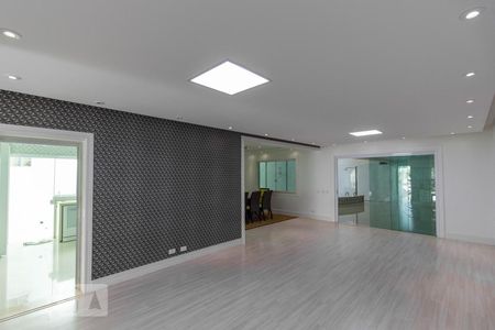 Sala de casa para alugar com 4 quartos, 450m² em Jardim Taquaral, São Paulo