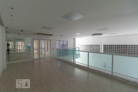Casa para alugar com 450m², 4 quartos e 4 vagas Casa para alugar com 450m², 4 quartos e 4 vagasVaranda das Suítes
