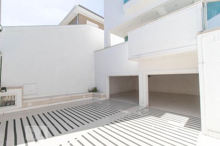 Casa para alugar com 450m², 4 quartos e 4 vagas Casa para alugar com 450m², 4 quartos e 4 vagasGaragem