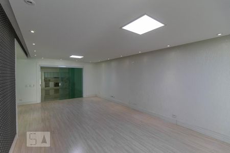 Sala de casa para alugar com 4 quartos, 450m² em Jardim Taquaral, São Paulo