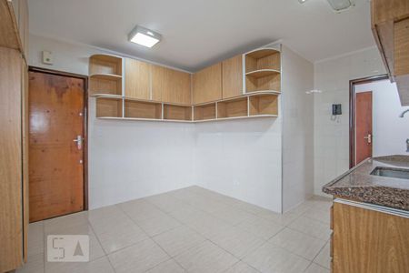 Apartamento à venda com 100m², 2 quartos e 1 vagaCozinha