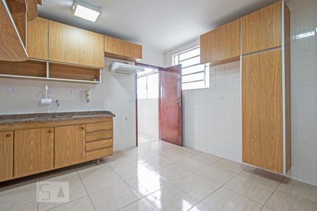 Apartamento à venda com 100m², 2 quartos e 1 vagaCozinha